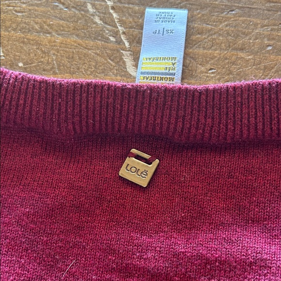 Elegant V-Neck Long Sleeve Top - Burgundy - Picture 4 of 4